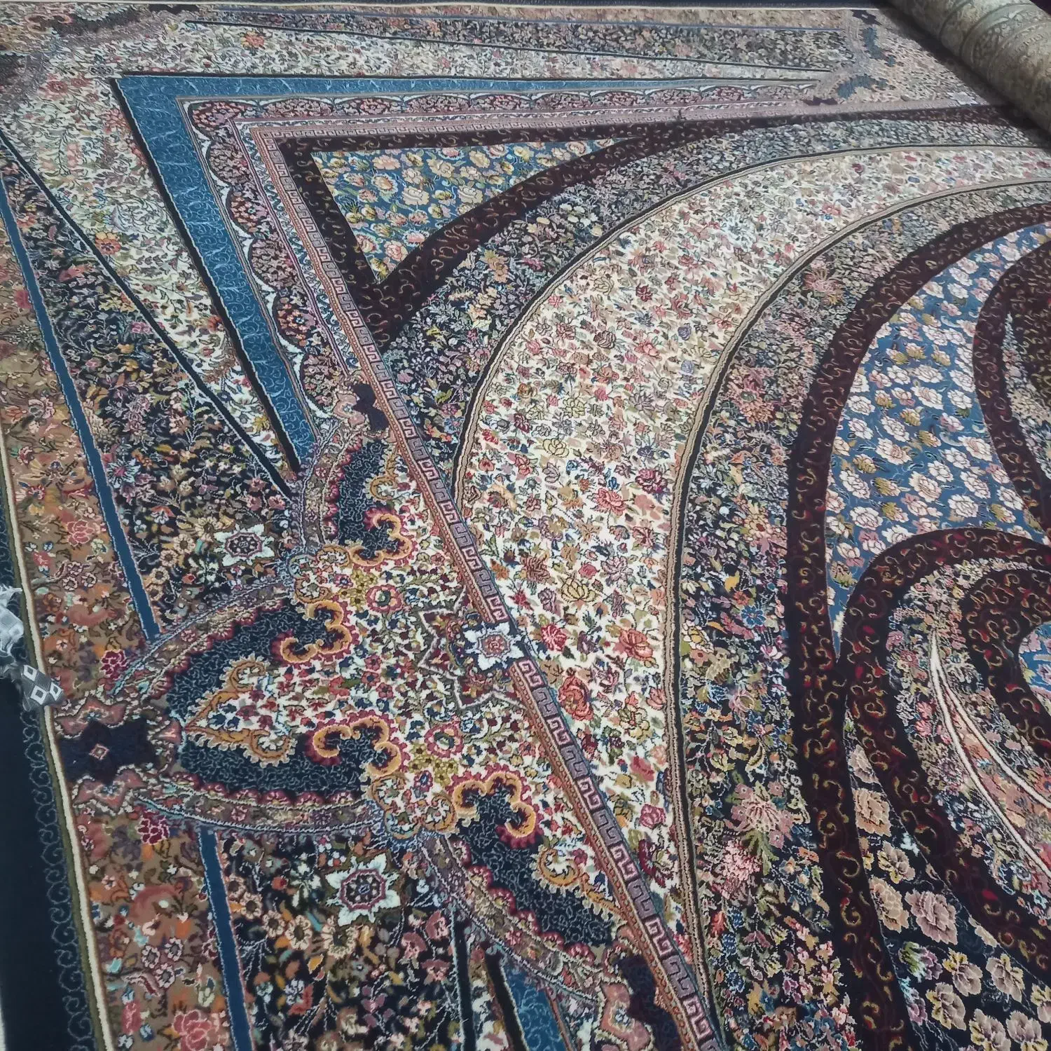 یک تخته فرش ۱۲متری|فرش|شهرکرد, |دیوار