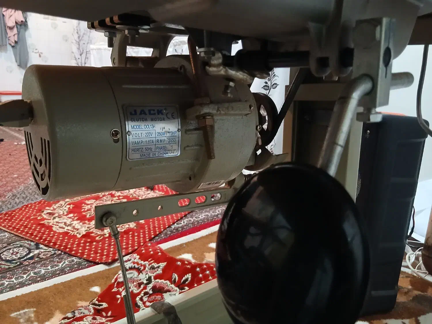 چرخ خیاطی|چرخ خیاطی و ریسندگی|سلماس, |دیوار