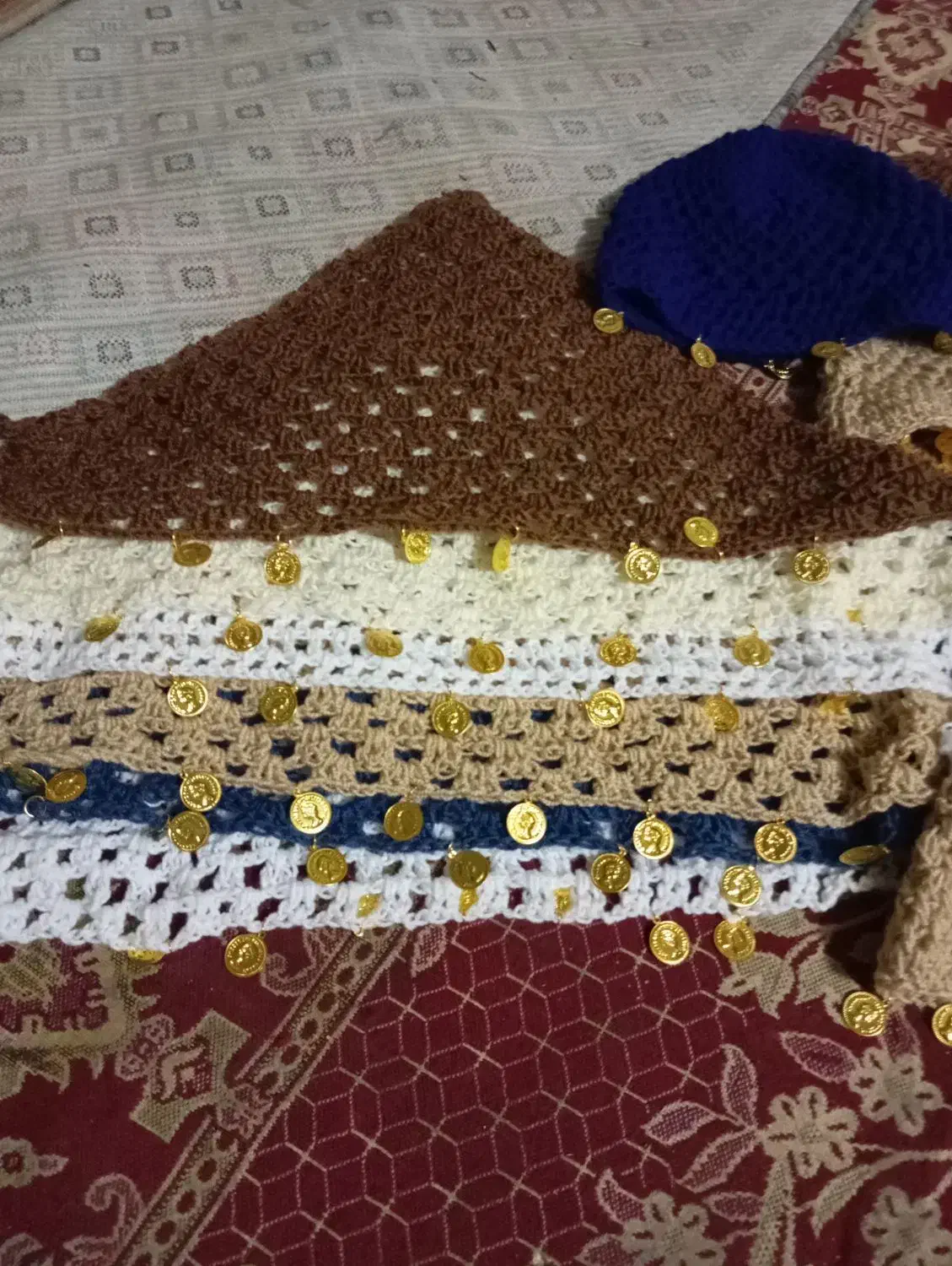 مینی اسکارف|لباس|شیراز, شیخ علی چوپان|دیوار