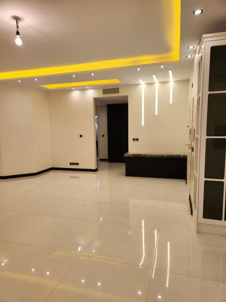 ۱۵۰ متری سنددار قوه قضاییه وامدار دریاچه چیتگر|فروش آپارتمان|تهران, چیتگر شمالی|دیوار