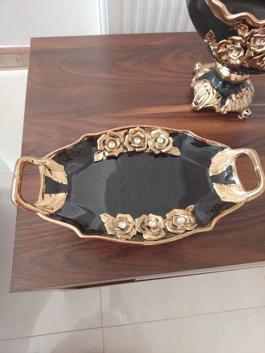 میوه خوری و شیرینی خوری|ظروف سرو و پذیرایی|رشت, معلم|دیوار