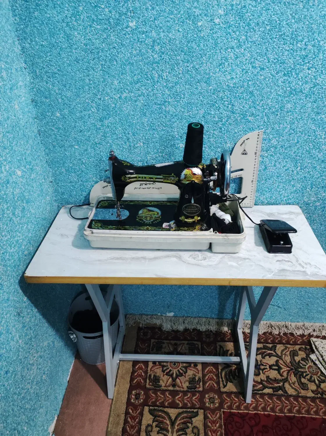 چرخ خیاطی و میز|چرخ خیاطی و ریسندگی|اهواز, منازل کارون|دیوار