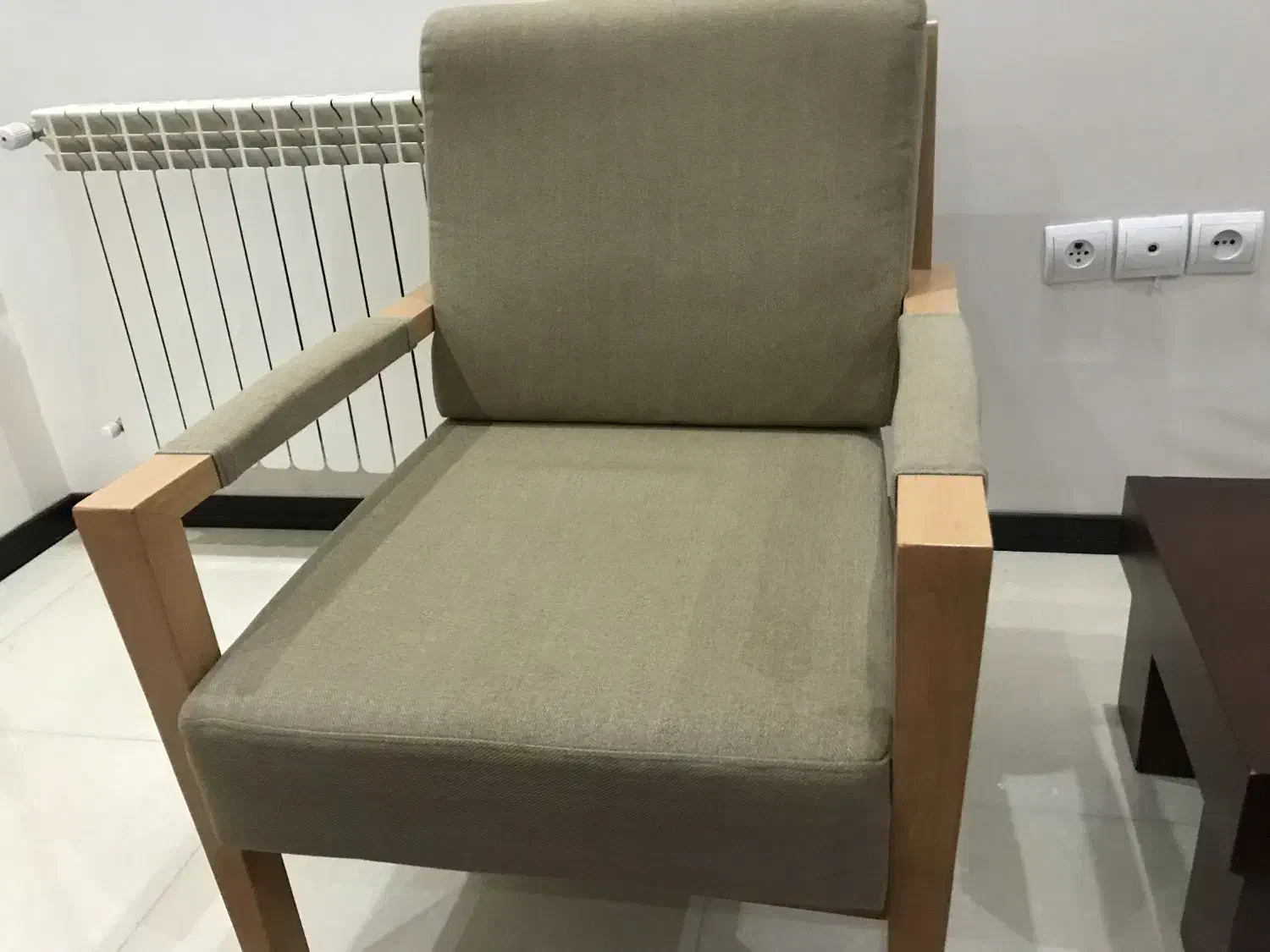 تعمیرات تخصصی مبل و مبلمان اداری و کلاسیک و راحتی|خدمات پیشه و مهارت|کرج, گوهردشت|دیوار