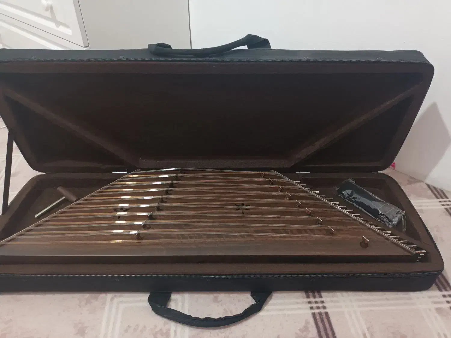 سنتور|سازهای سنتی|دورود, |دیوار