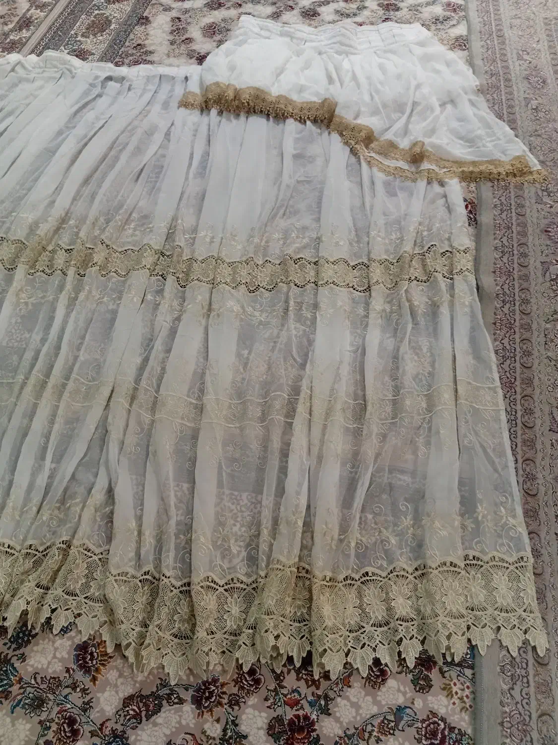 پرده حریر|پرده، رانر، رومیزی|هشتگرد, هشتگرد قدیم|دیوار