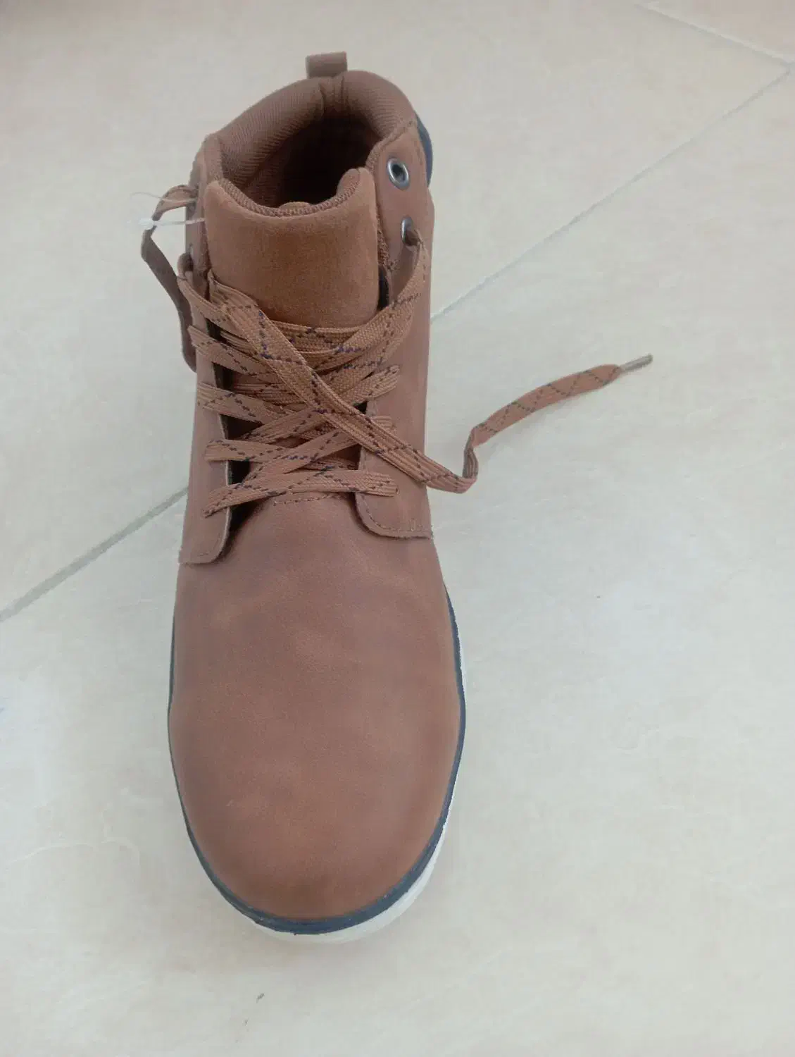 پوتین خارجی|کیف، کفش، کمربند|سقز, |دیوار