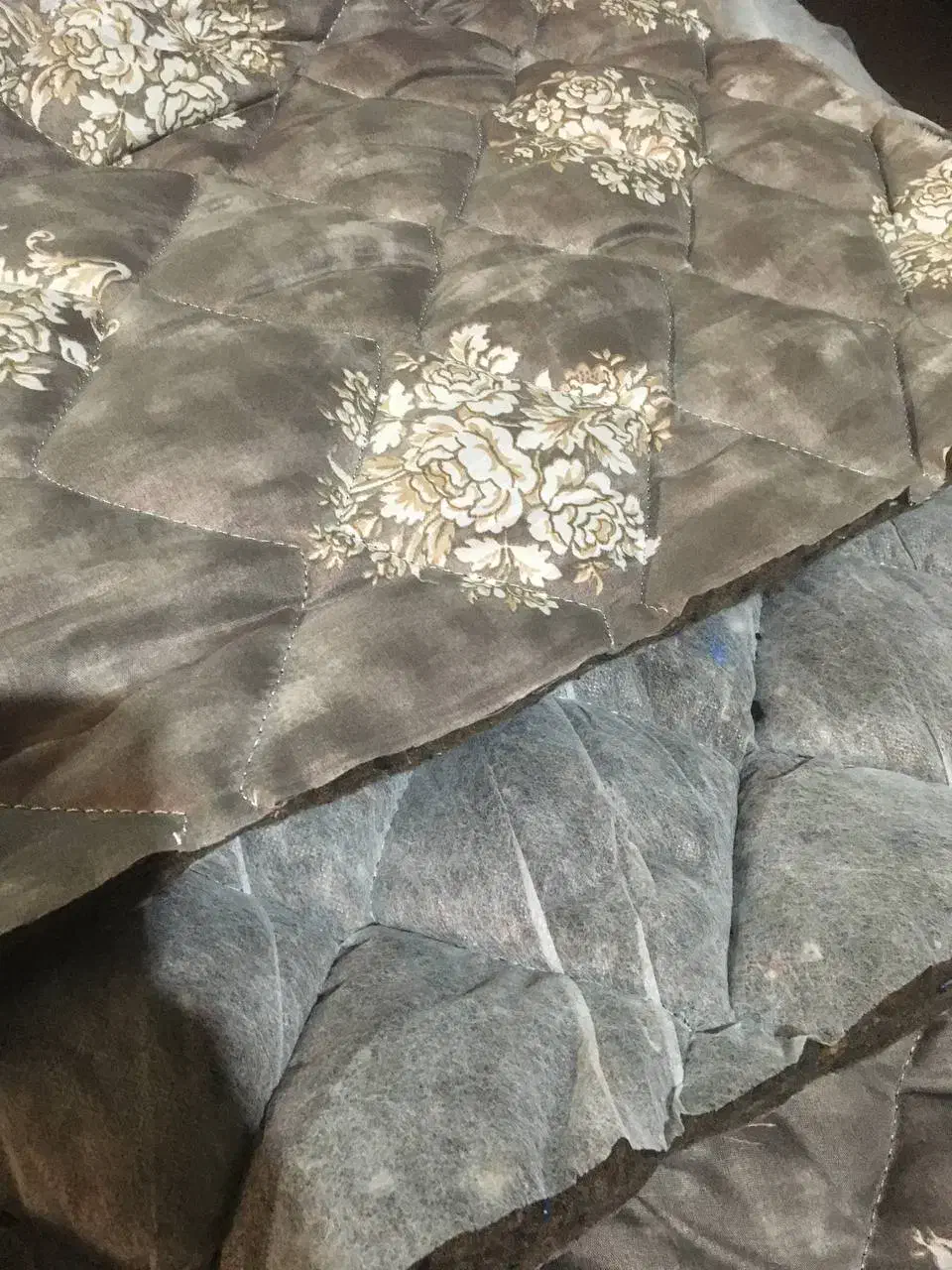 پنبه دوزی|رختخواب، بالش، پتو|مشهد, هفده شهریور|دیوار