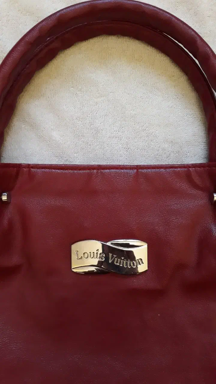 کیف زنانه مارک لویس ویتون|کیف، کفش، کمربند|پرند, فاز ۴|دیوار