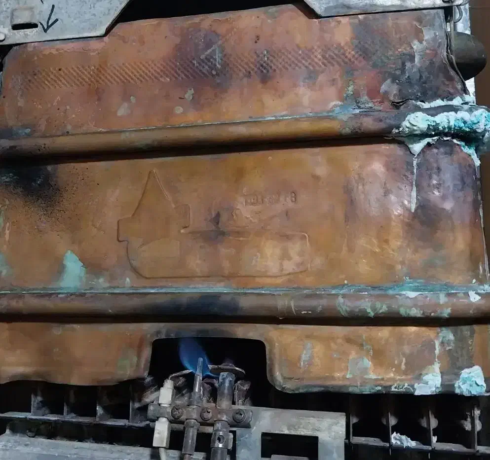 آبگرمکن خرید/ فروش/ آبگرمکن دیواری/ فرسوده و سالم|آبگرمکن، پکیج، شوفاژ|شوشتر, |دیوار