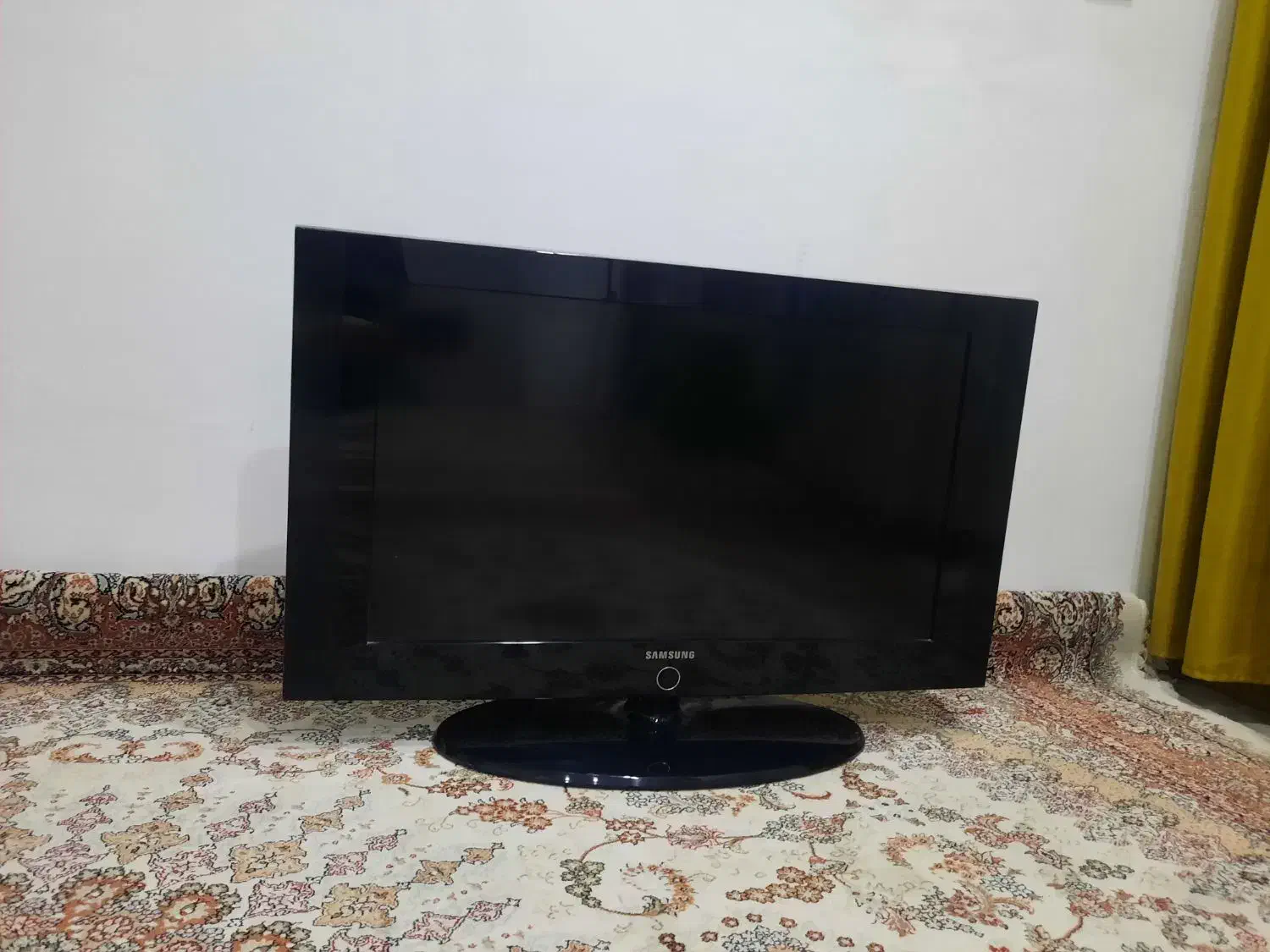 تلویزیون ال ای دی و ال سی دی|تلویزیون و پروژکتور|اسلامشهر, شهرک واوان|دیوار