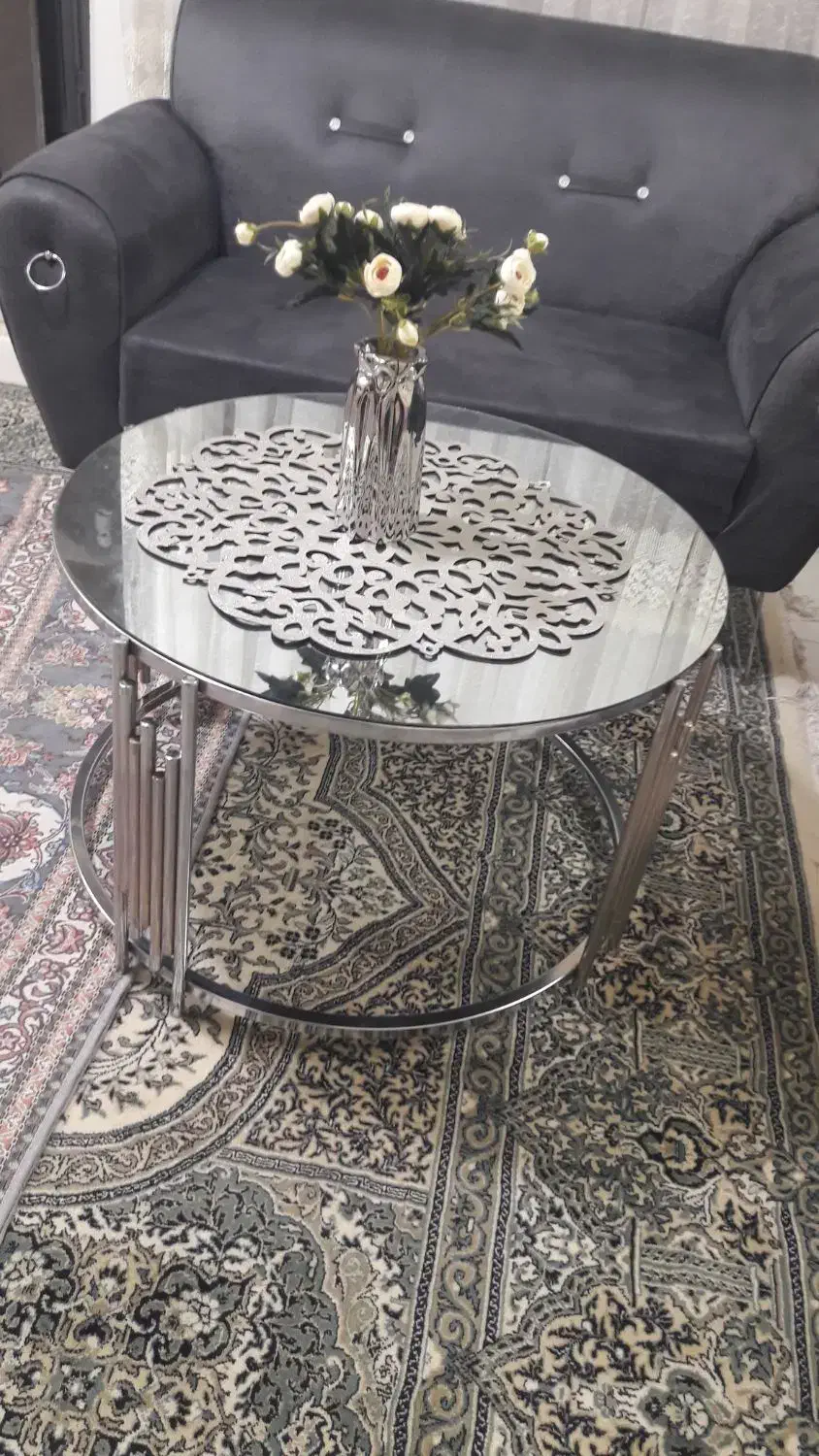 میزایینه ودوعدد صندلی اپن|میز و صندلی غذاخوری|اصفهان, قائمیه|دیوار