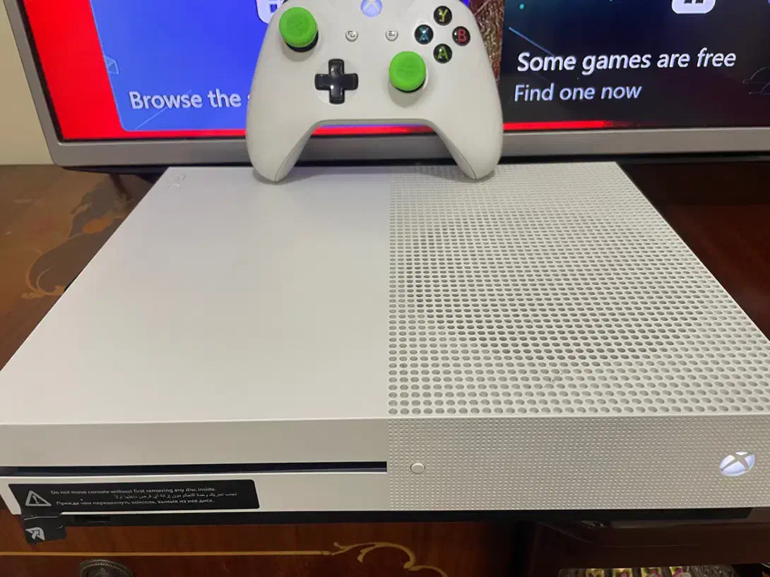 Xbox One (ایکس باکس وان)|کنسول، بازی ویدئویی و آنلاین|ملایر, |دیوار