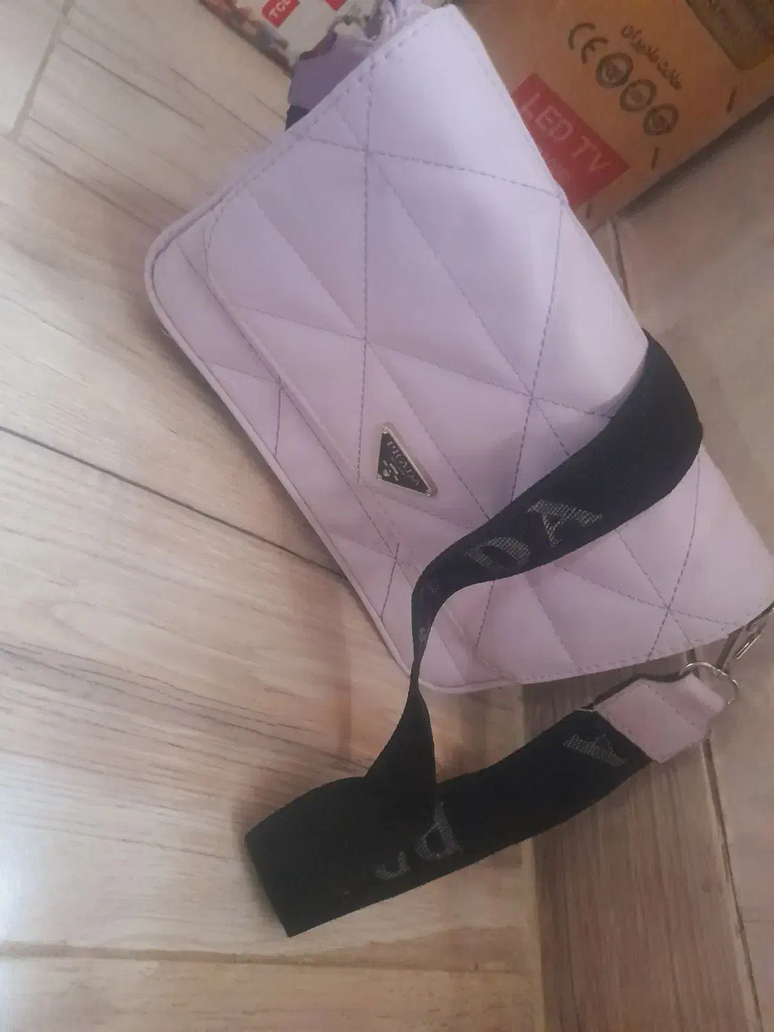 کیف‌جا‌دار‌بزرگ‌دخترونه‌بنفش کمرنگ‌‌استفاده‌نشده|کیف، کفش، کمربند|رشت, نخودچر|دیوار