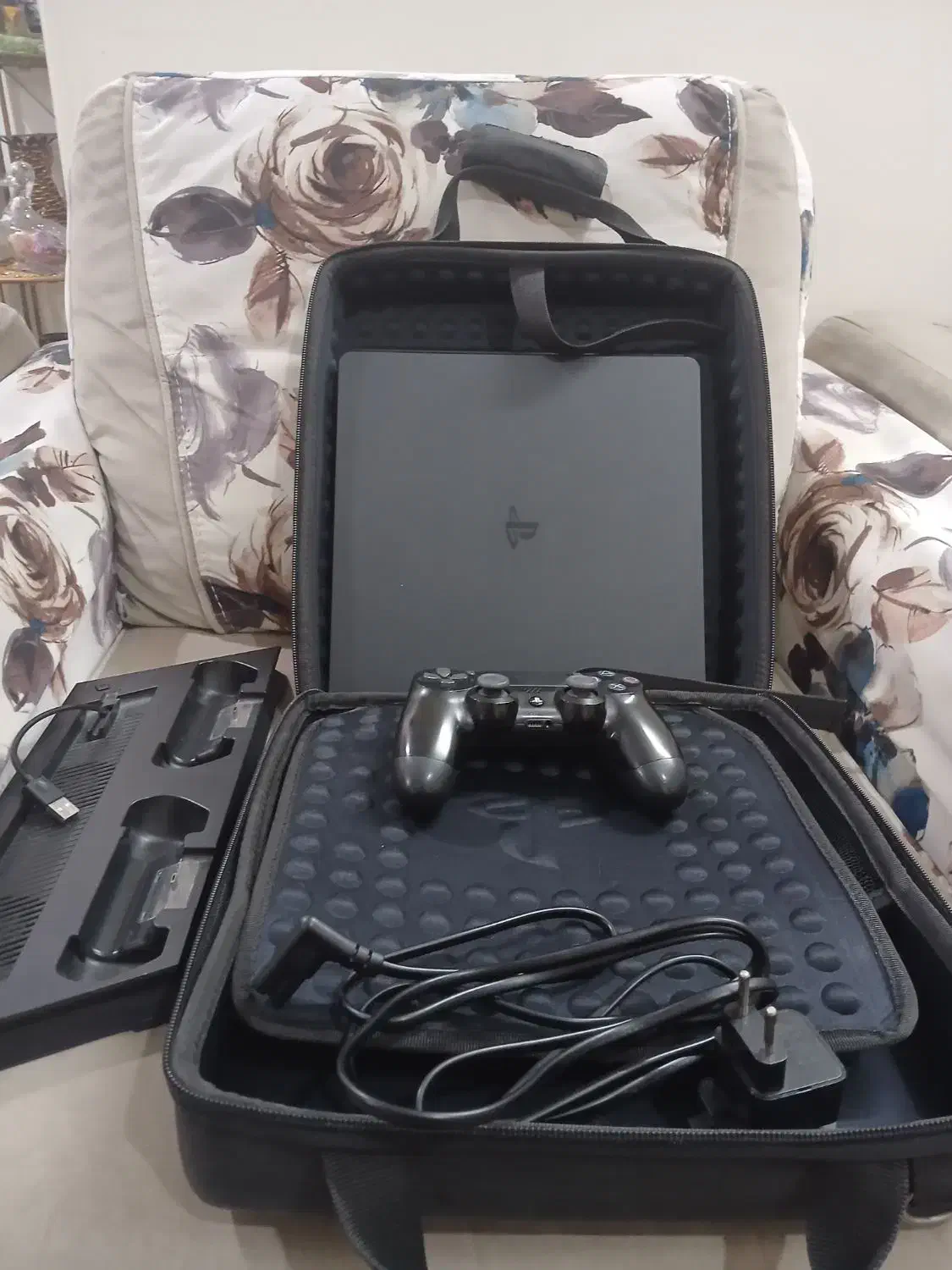 ps4 slim 1 tra|کنسول، بازی ویدئویی و آنلاین|تهران, سازمان برنامه شمالی|دیوار