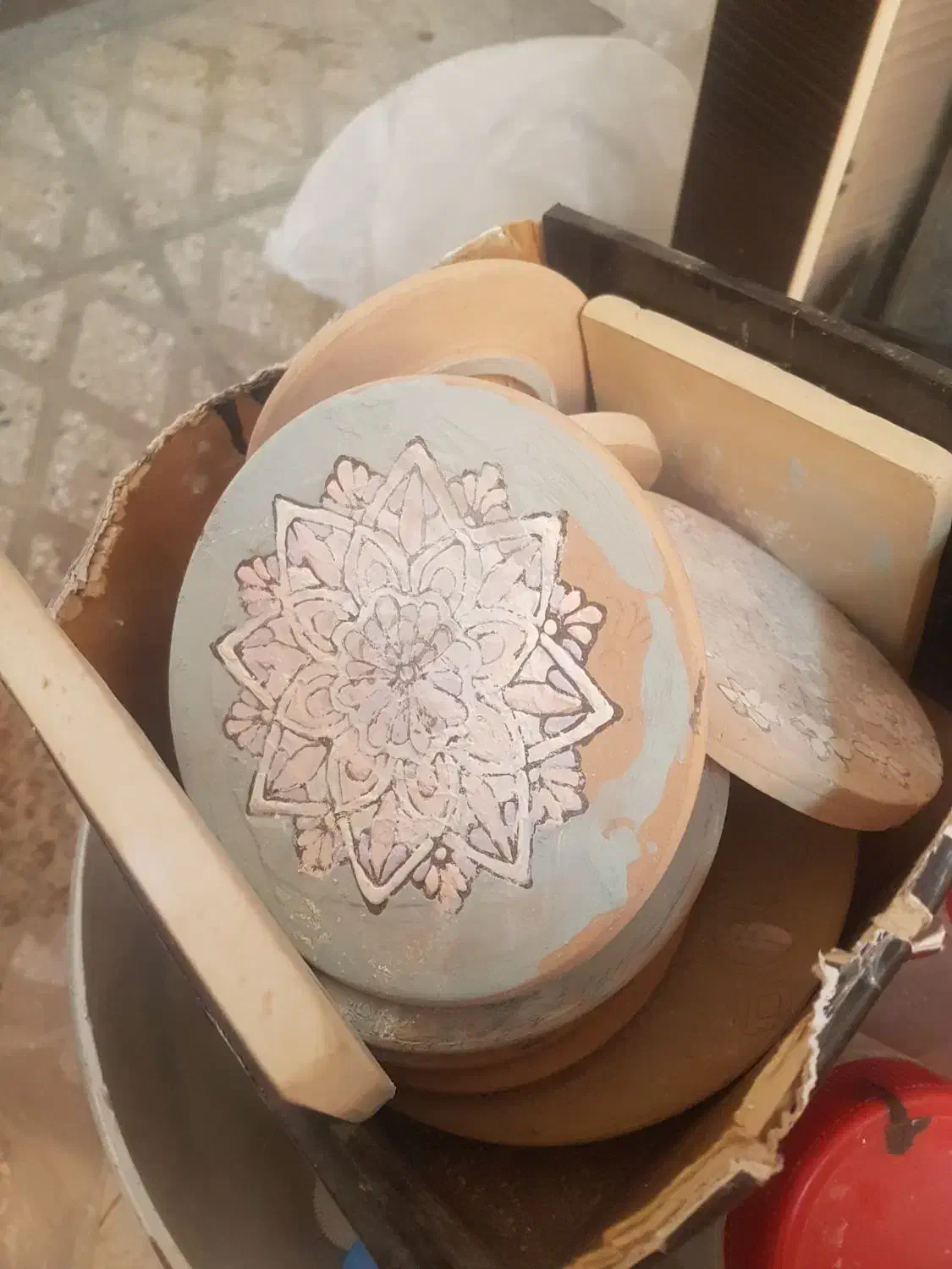 وسایل کامل مینا کاری روی سفال|صنایع دستی و سایر لوازم تزئینی|بروجرد, |دیوار