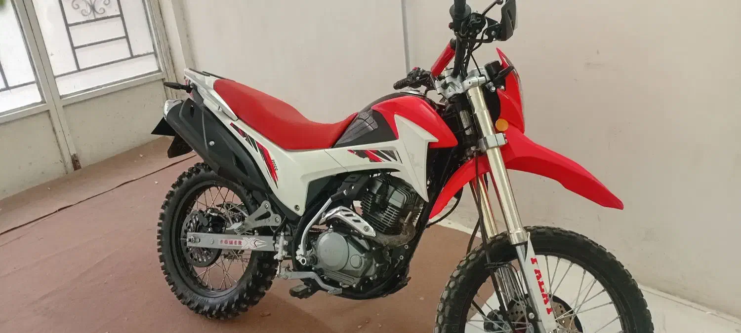 ترل ۱۴۰۱ معاوضه با هاچ و ۱۱۱|موتورسیکلت|مشهد, سناباد|دیوار