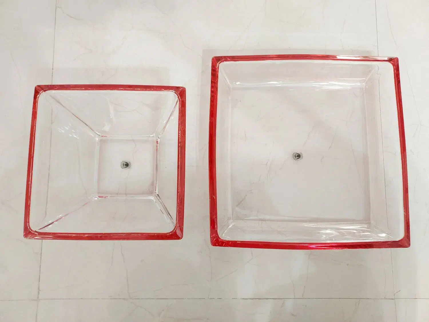 زیر و رو اصل والتر و ظروف دیگر. ورق بزنید|ظروف سرو و پذیرایی|رشت, منظریه|دیوار