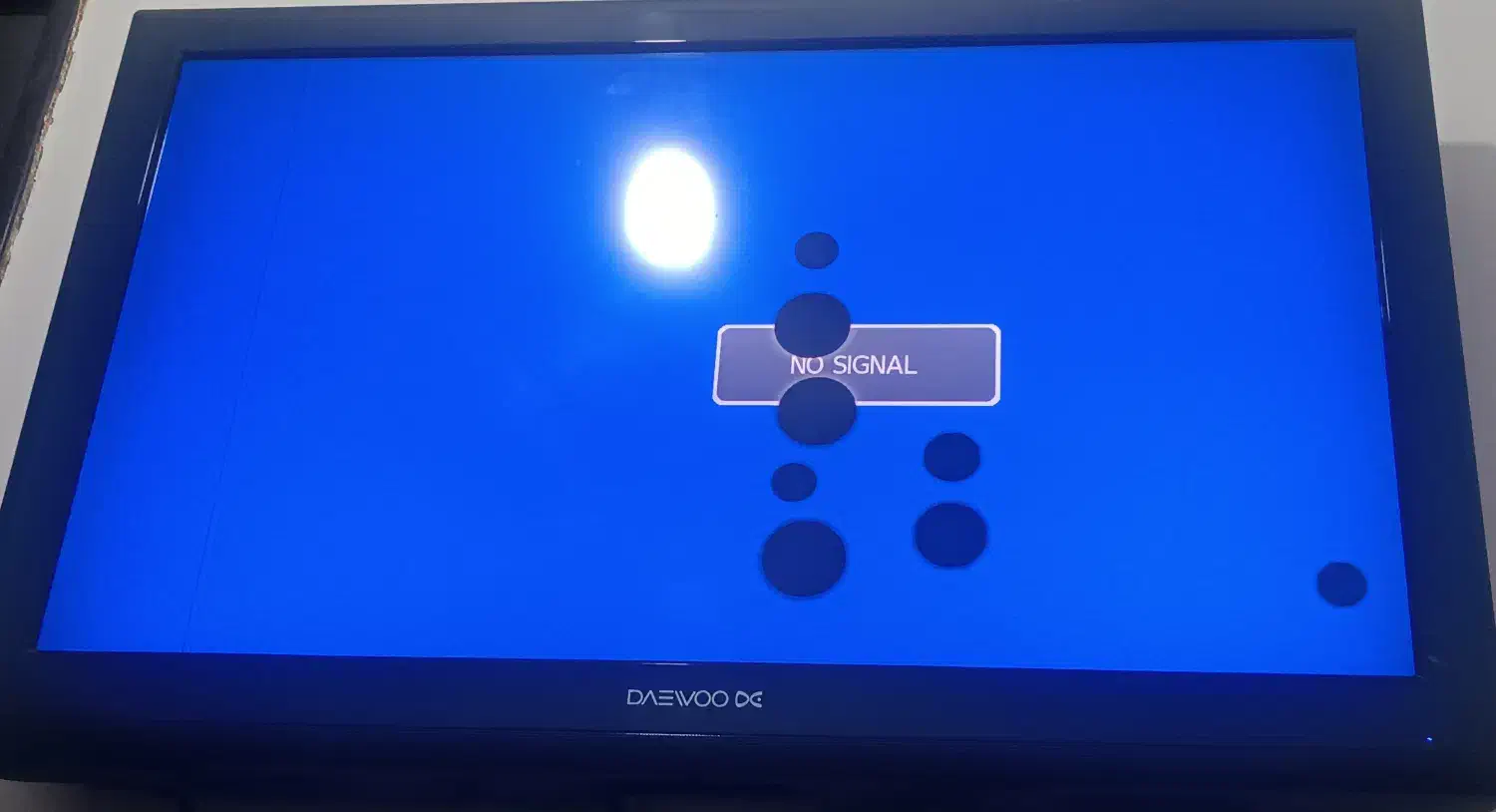 تلویزیون دوو|تلویزیون و پروژکتور|قم, قلعه کامکار|دیوار