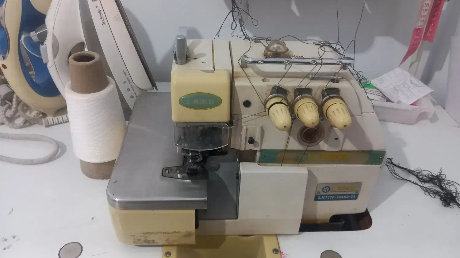 چرخ خیاطی ژانومه ۶۷۲ .چرخ راسته مکس سردوز ۳نخ|چرخ خیاطی و ریسندگی|شیروان (خراسان), |دیوار