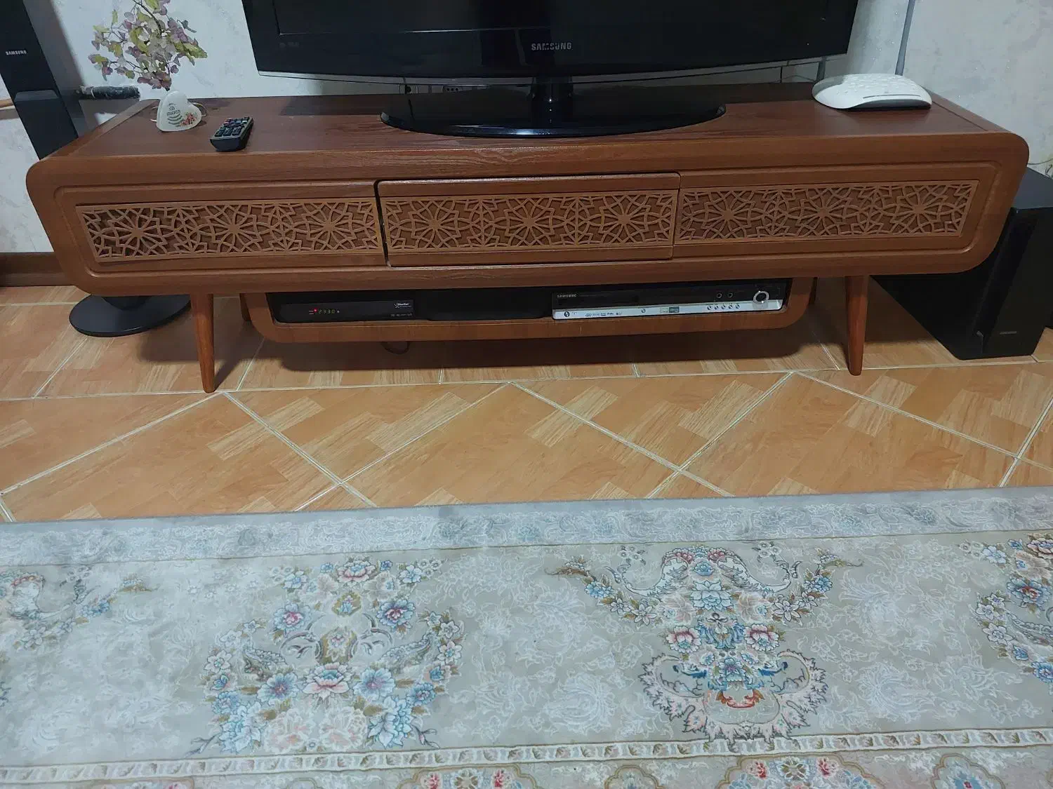 میز تلویزیون|میز تلویزیون|فلاورجان, |دیوار