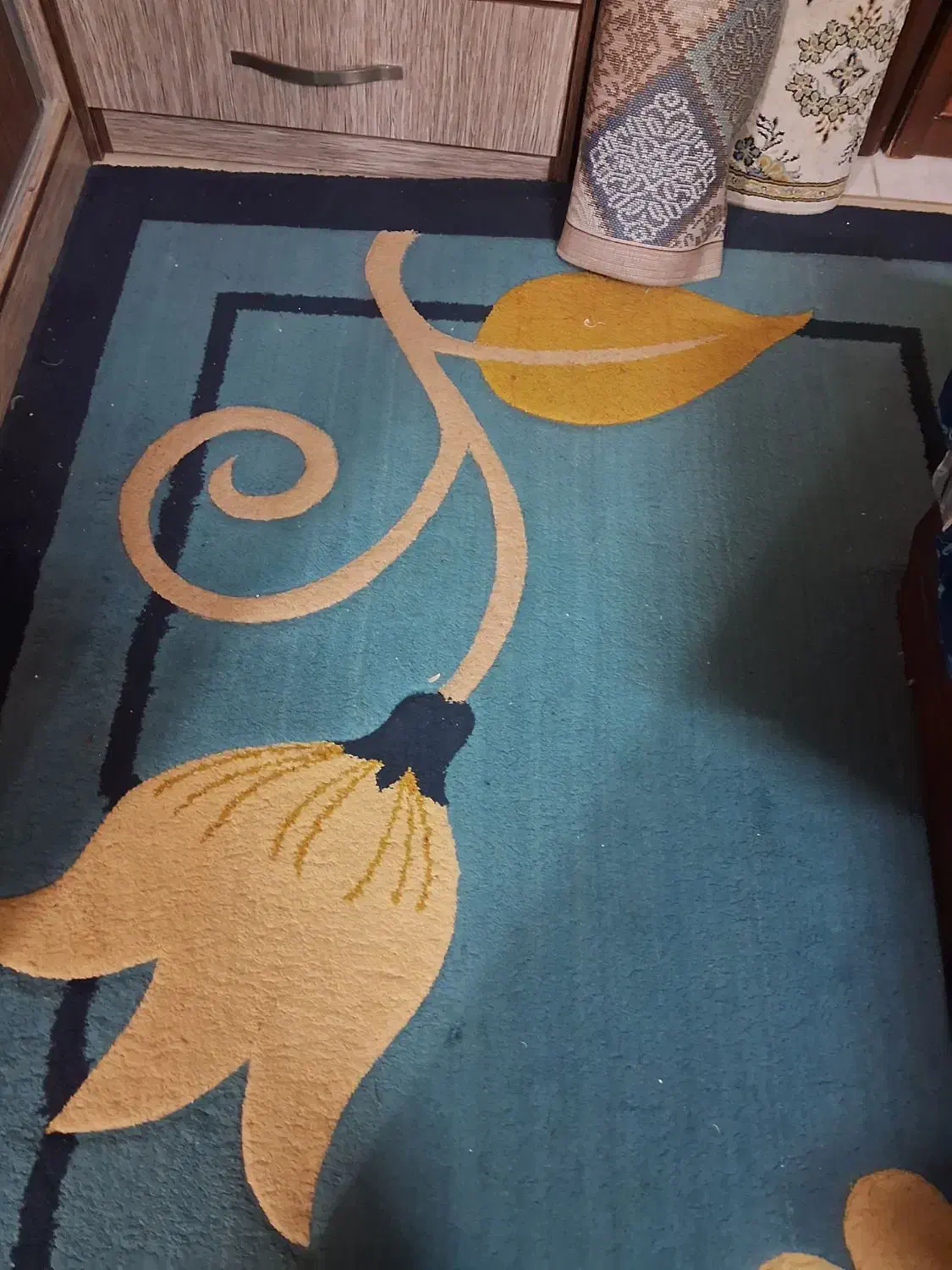 قالی۶ متری ۶۰۰ بدون پارگی و سوختگی|فرش|شاهینشهر, فیض|دیوار