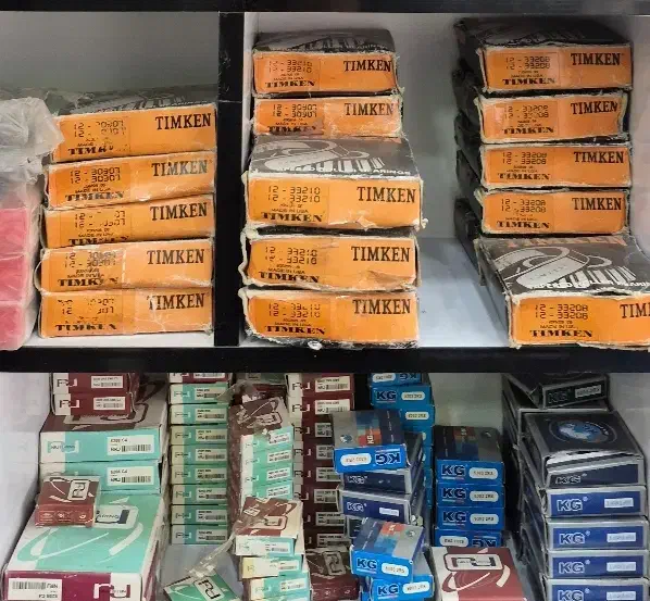 فروش انواع بلبرینگ برند های مختلف|ماشین‌آلات صنعتی|اهواز, ۳۰ متری|دیوار