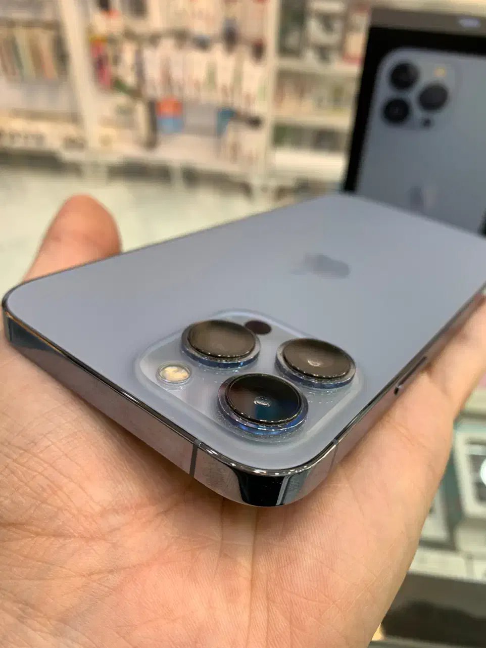 ایفون ۱۳پرومکس در حد نو واقعی|موبایل|کرج, گوهردشت|دیوار