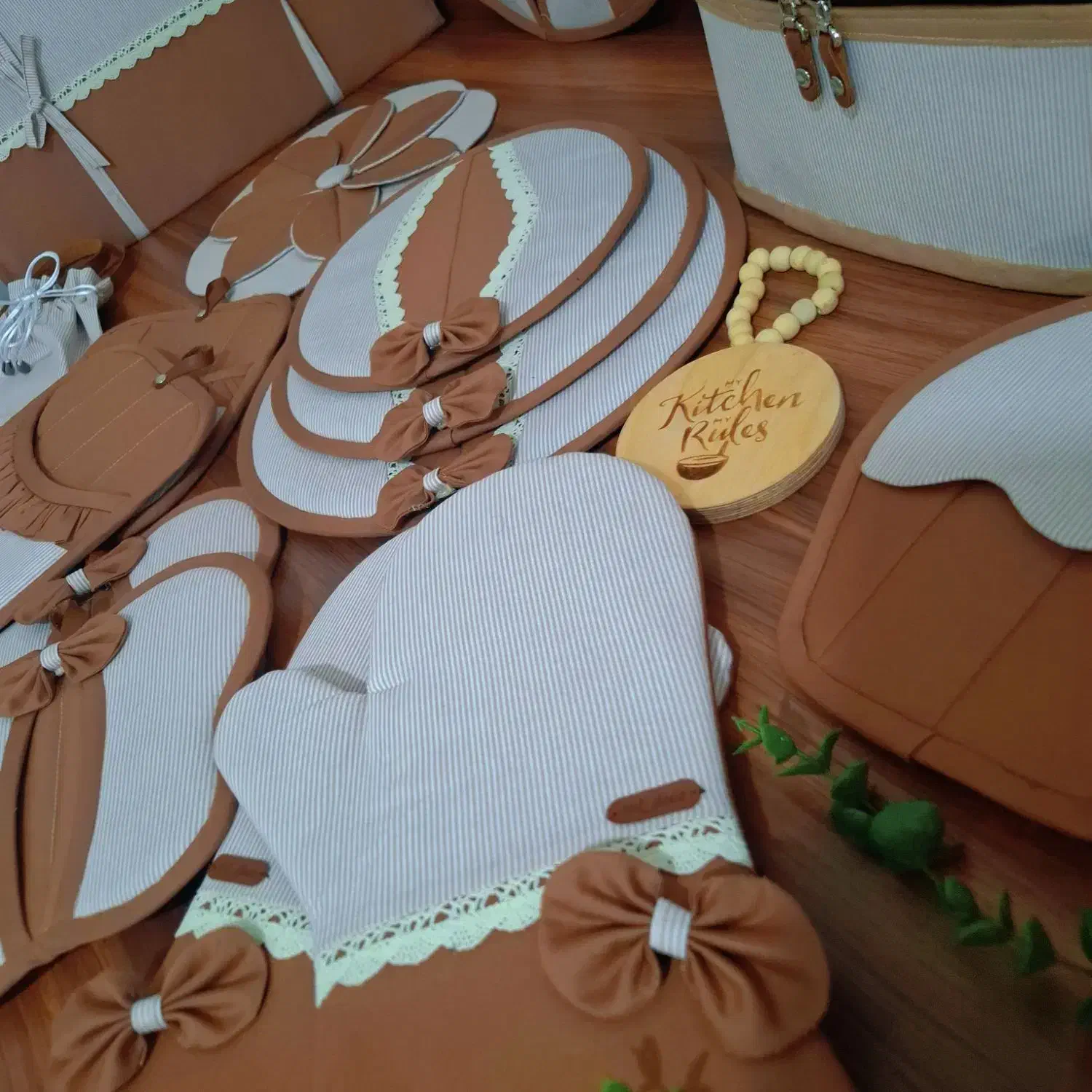 سرویس آشپزخانه عروس و جهیزیه|سفره، حوله، دستمال آشپزخانه|اصفهان, بهارستان|دیوار