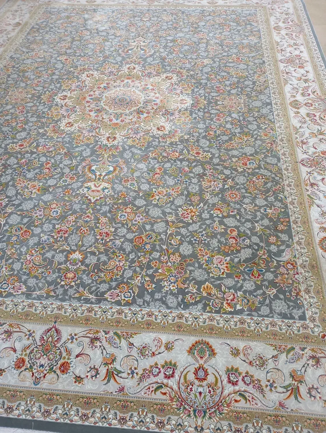 دو تخته فرش ۱۲متری ۱۲۰۰ شانه تراکم ۳۶۰۰|فرش|مشهد, عامل|دیوار