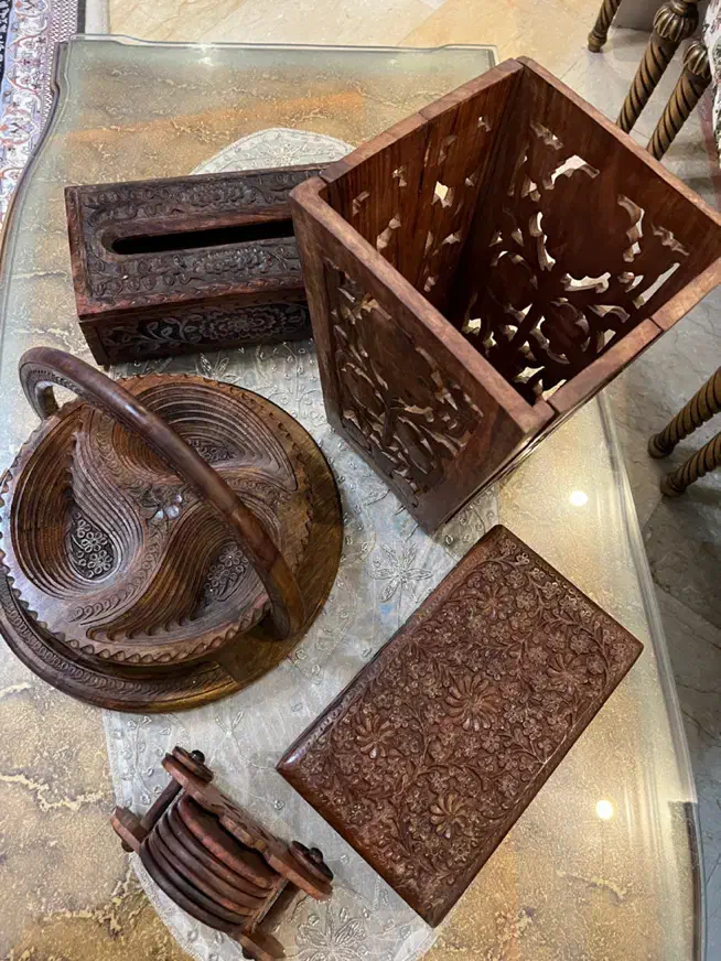 مجموعه چوبی (هندی پاکستانی) دست ساز کنده کاری زیبا|صنایع دستی و سایر لوازم تزئینی|تهران, شهرک چیتگر|دیوار