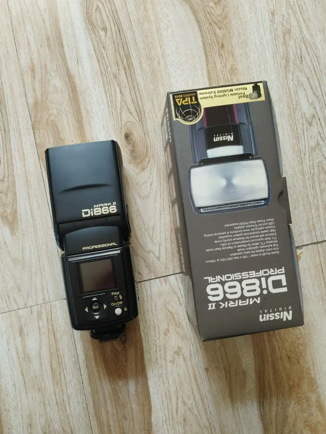 فلش دوربین عکاسی|دوربین عکاسی و فیلمبرداری|تبریز, |دیوار