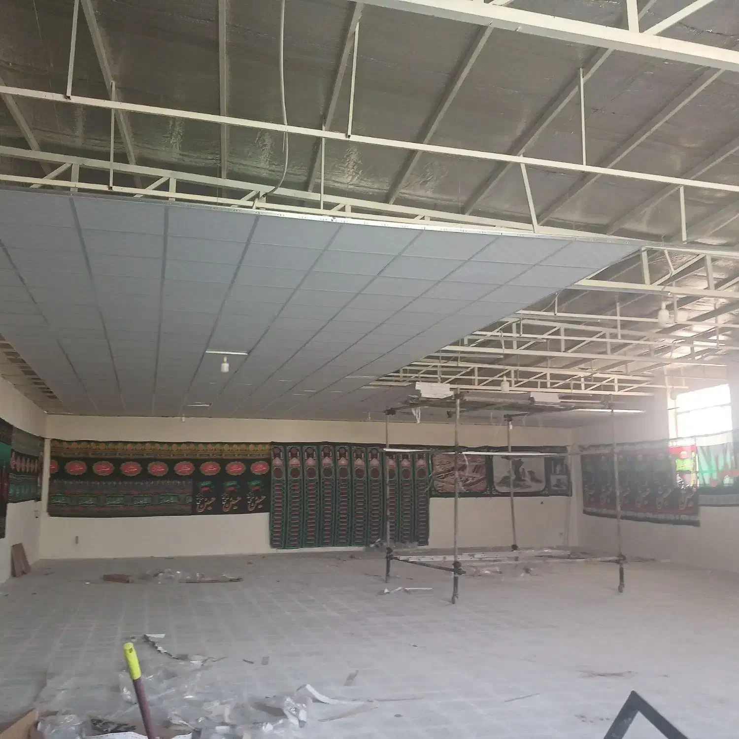 سقف کاذب وقرنیز پی وی سی|خدمات پیشه و مهارت|اسلامآباد غرب, |دیوار