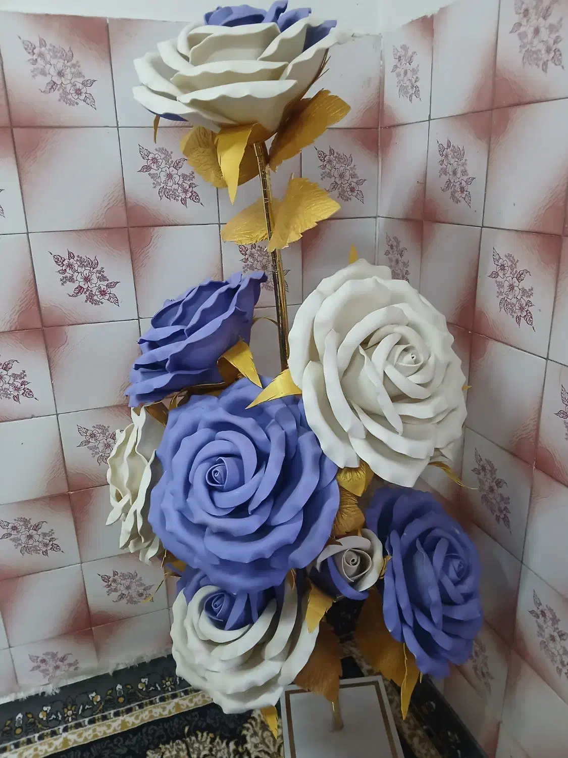 گل روز|گل مصنوعی|سنگر, |دیوار