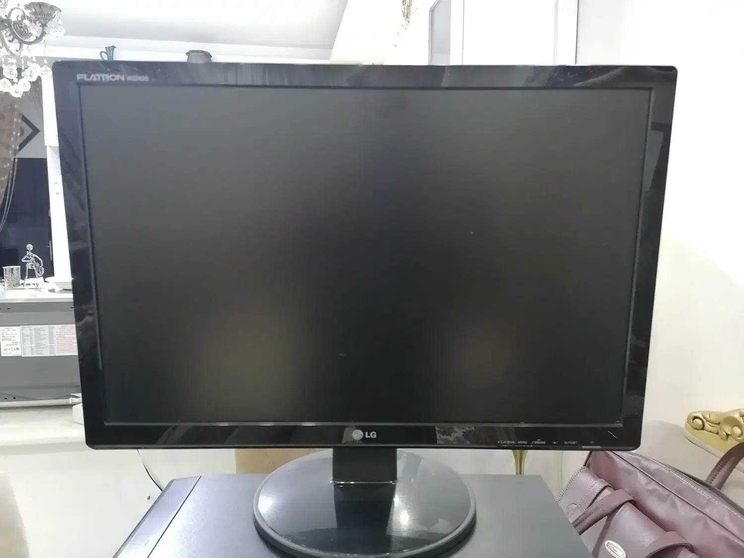 مونیتور الجی 22 اینچ تمیز|قطعات و لوازم جانبی رایانه|مشهد, نوید|دیوار