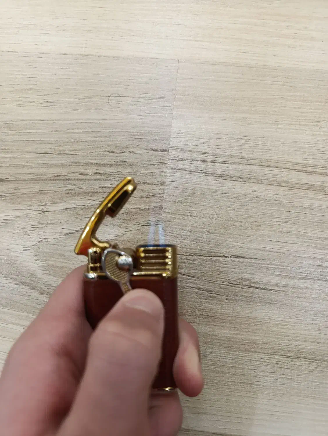 فندک اصل      boyi|زیورآلات و اکسسوری|رشت, گلسار|دیوار