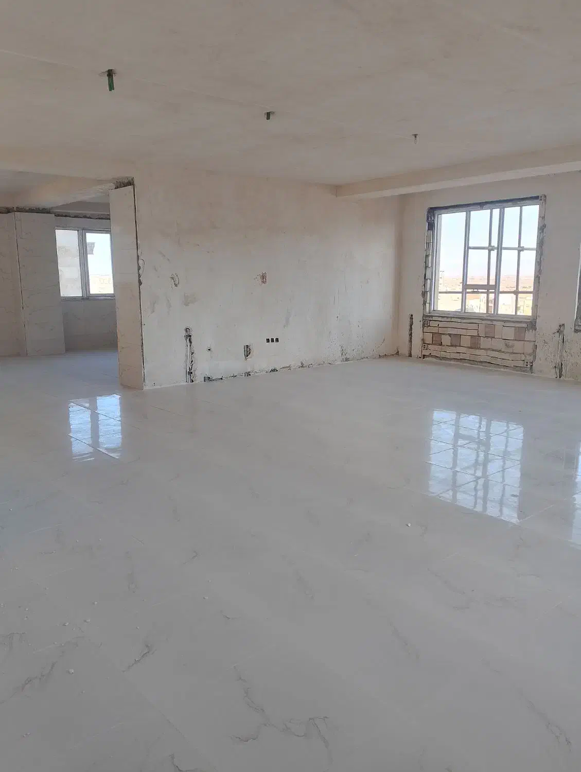 آپارتمان ۲۷۵ متری سه نبش ۴ خواب چهار راه ولایت|فروش آپارتمان|اردبیل, |دیوار