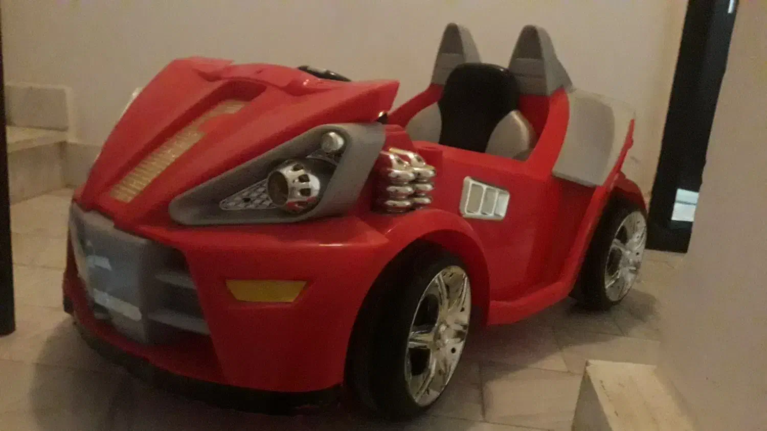 ماشین شارژی اسباب بازی|اسباببازی بچه|کرمانشاه, |دیوار