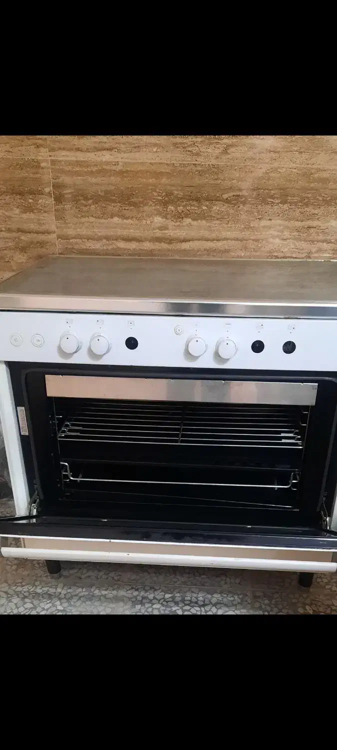 اجاق گاز فردار ایتالیایی|اجاق گاز و لوازم برقی پخت‌وپز|بابلسر, |دیوار