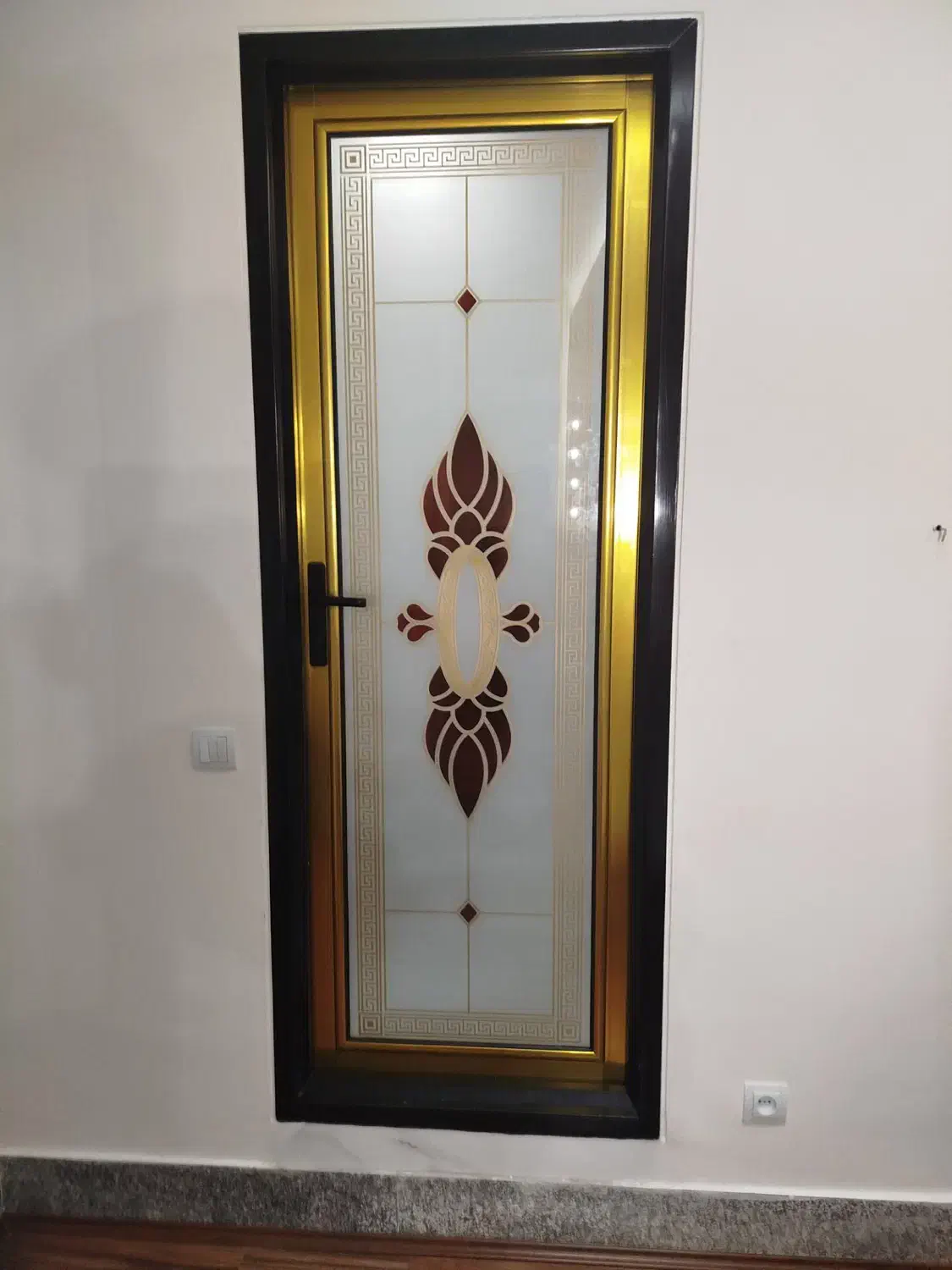 پنجره Pvc رگلاژ|خدمات پیشه و مهارت|تبریز, |دیوار