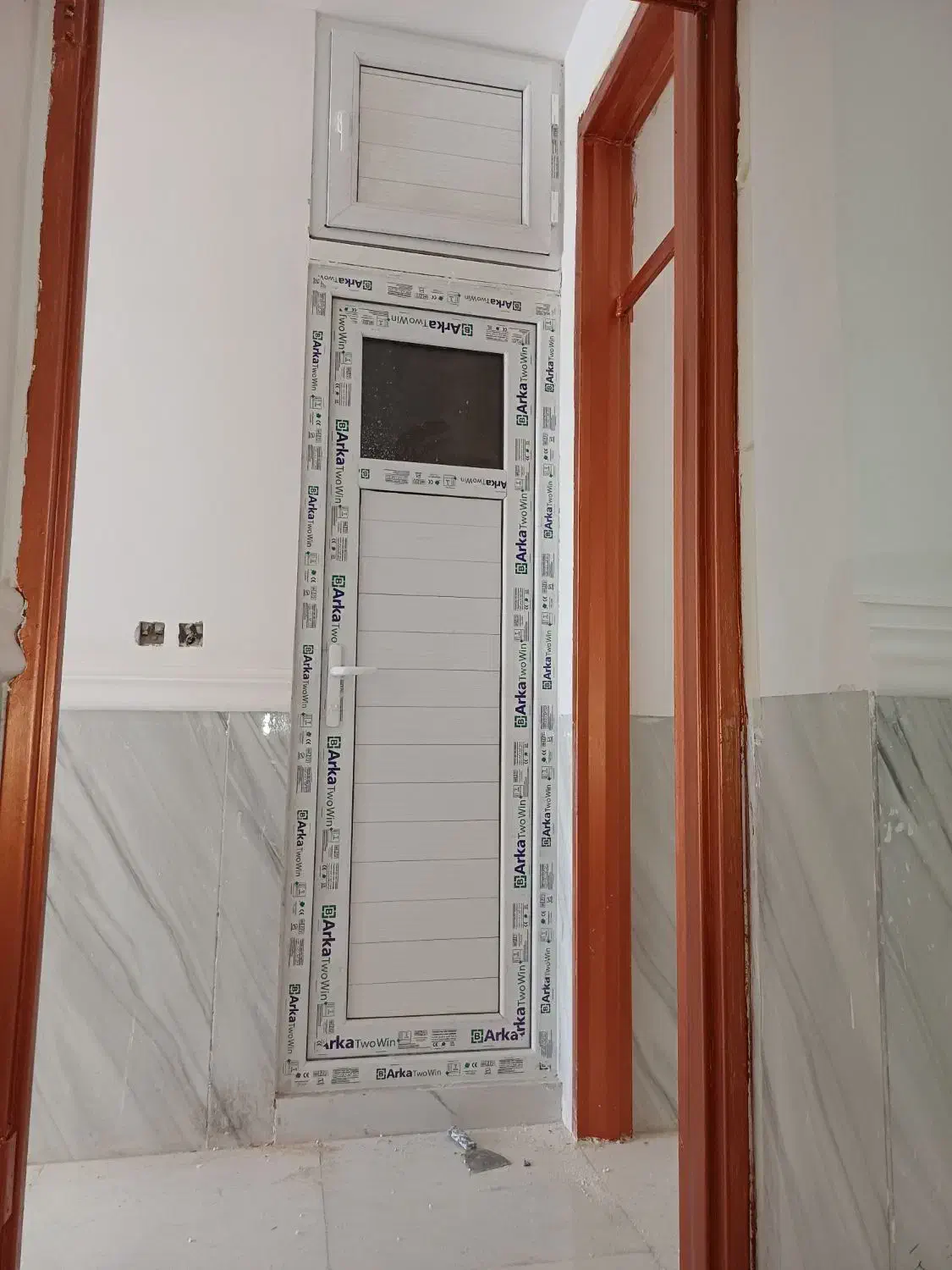 تولیددرب و پنجره دوجدارهupvcو توری پلیسه|خدمات پیشه و مهارت|امیدیه, |دیوار