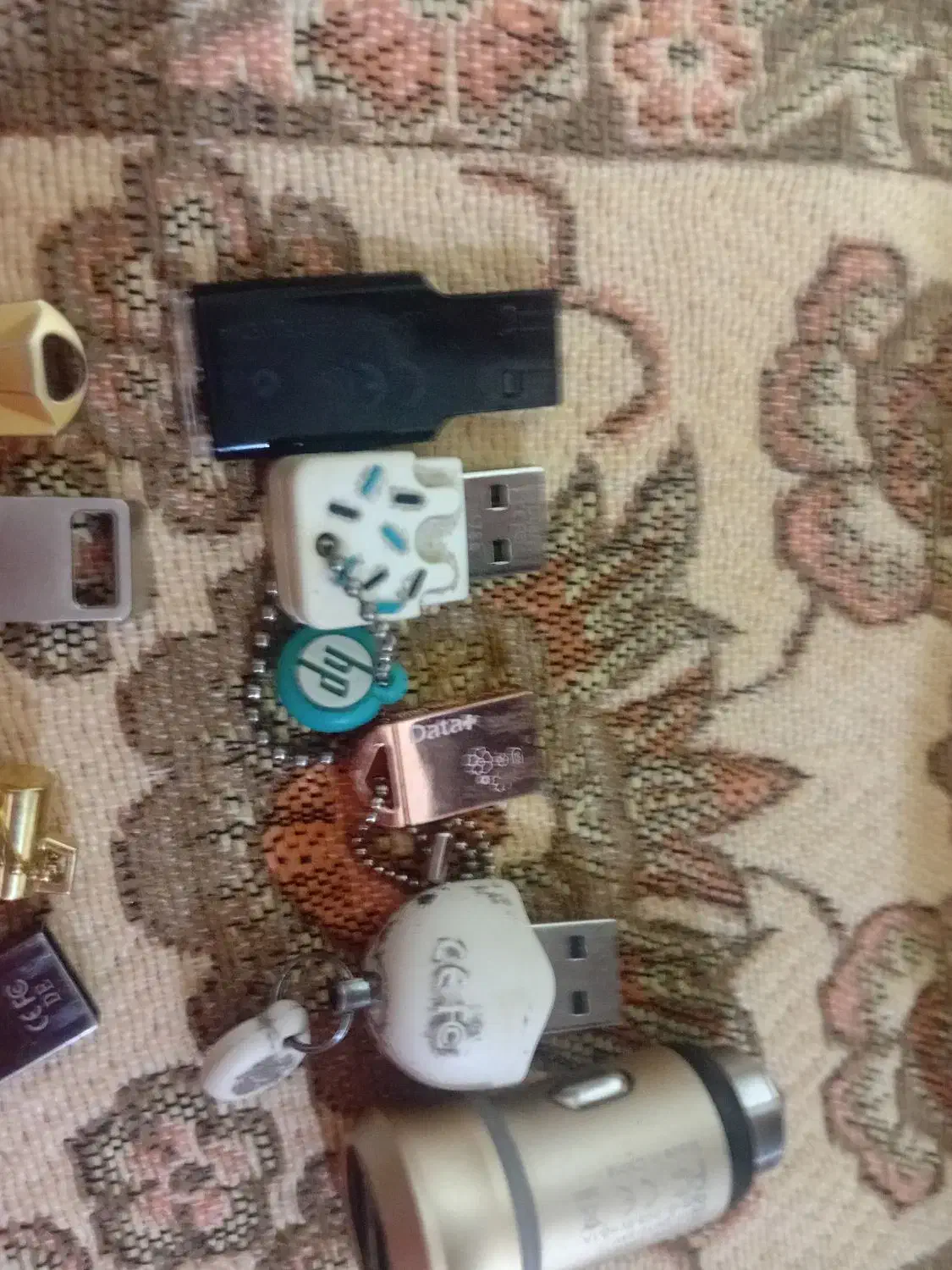 فلش ۸ ۱۶ کیگ|لوازم جانبی موبایل و تبلت|همدان, |دیوار