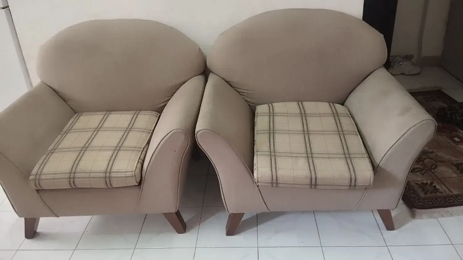 مبل|مبلمان خانگی و میز عسلی|رشت, شهرک الغدیر|دیوار