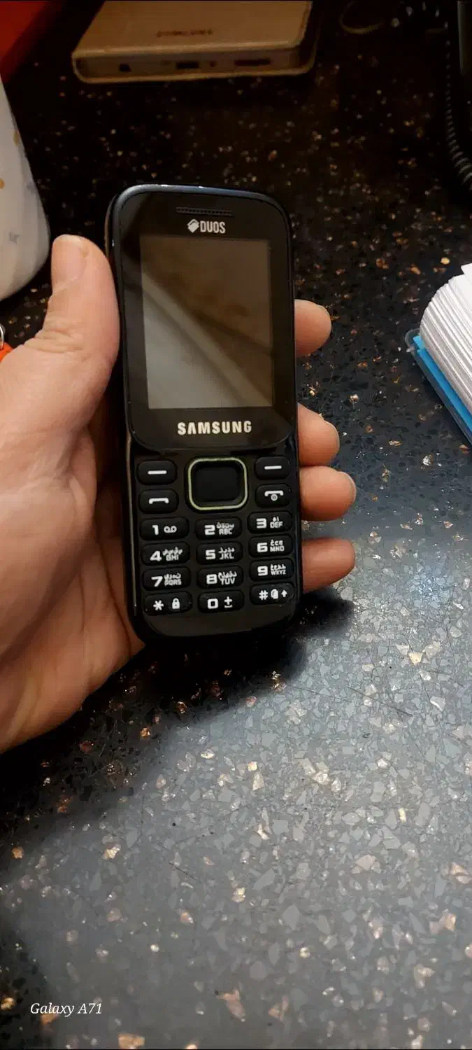 گوشی سامسونگ ساده|موبایل|تهران, هفده شهریور|دیوار