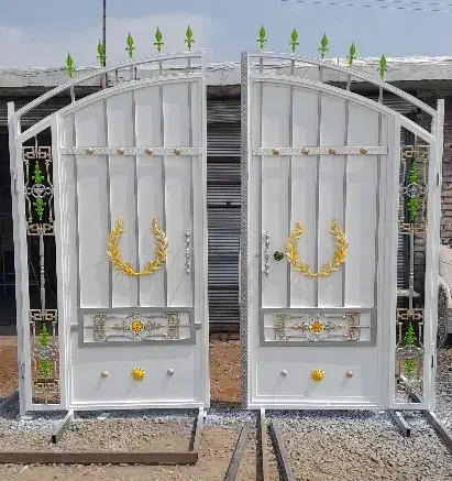 ساخت انواع درب حیاتی|مصالح و تجهیزات ساختمان|محمدبار, |دیوار