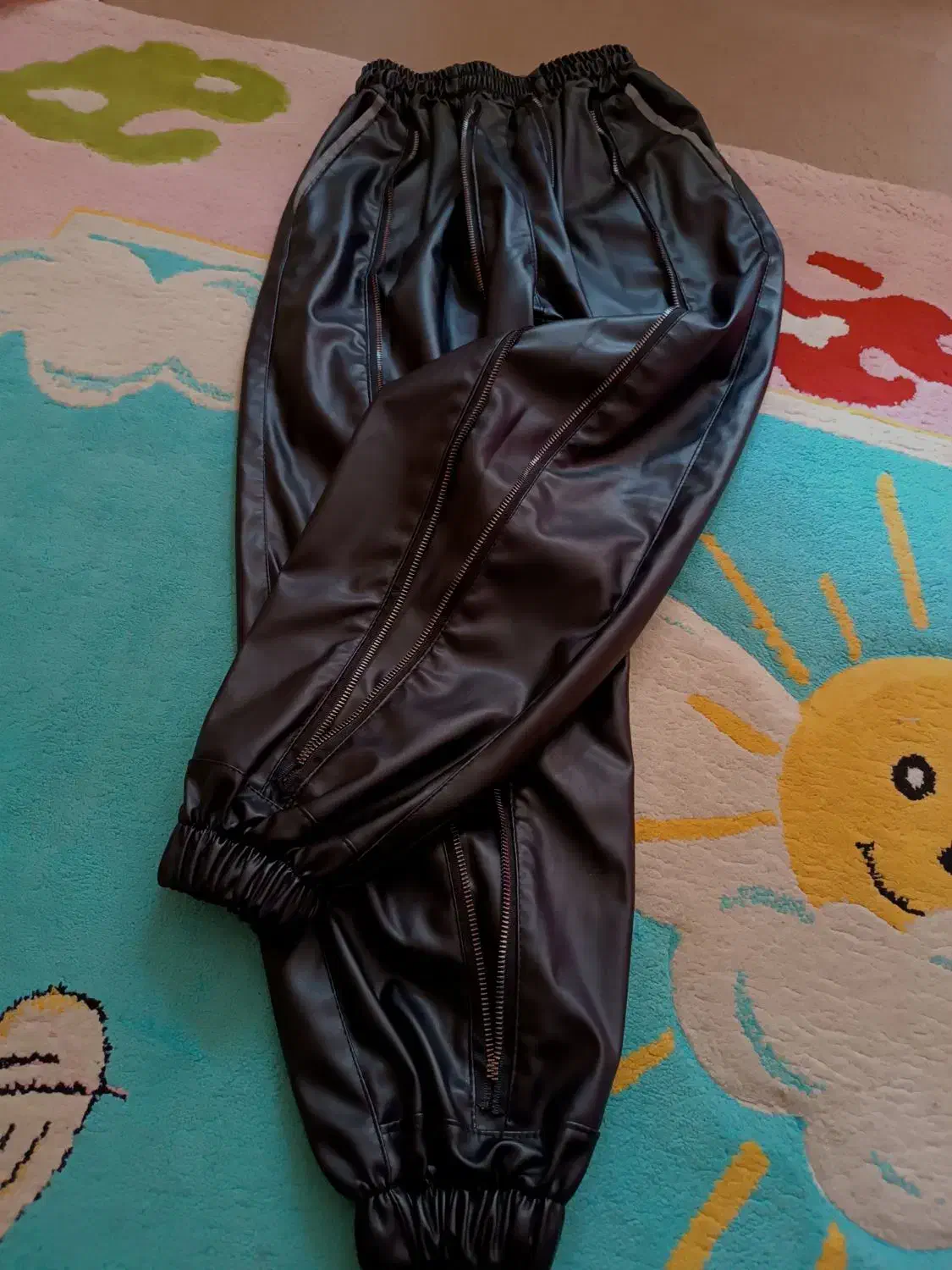 شلوار چرم مدل بگی|لباس|مهاباد (آذربایجان غربی), |دیوار