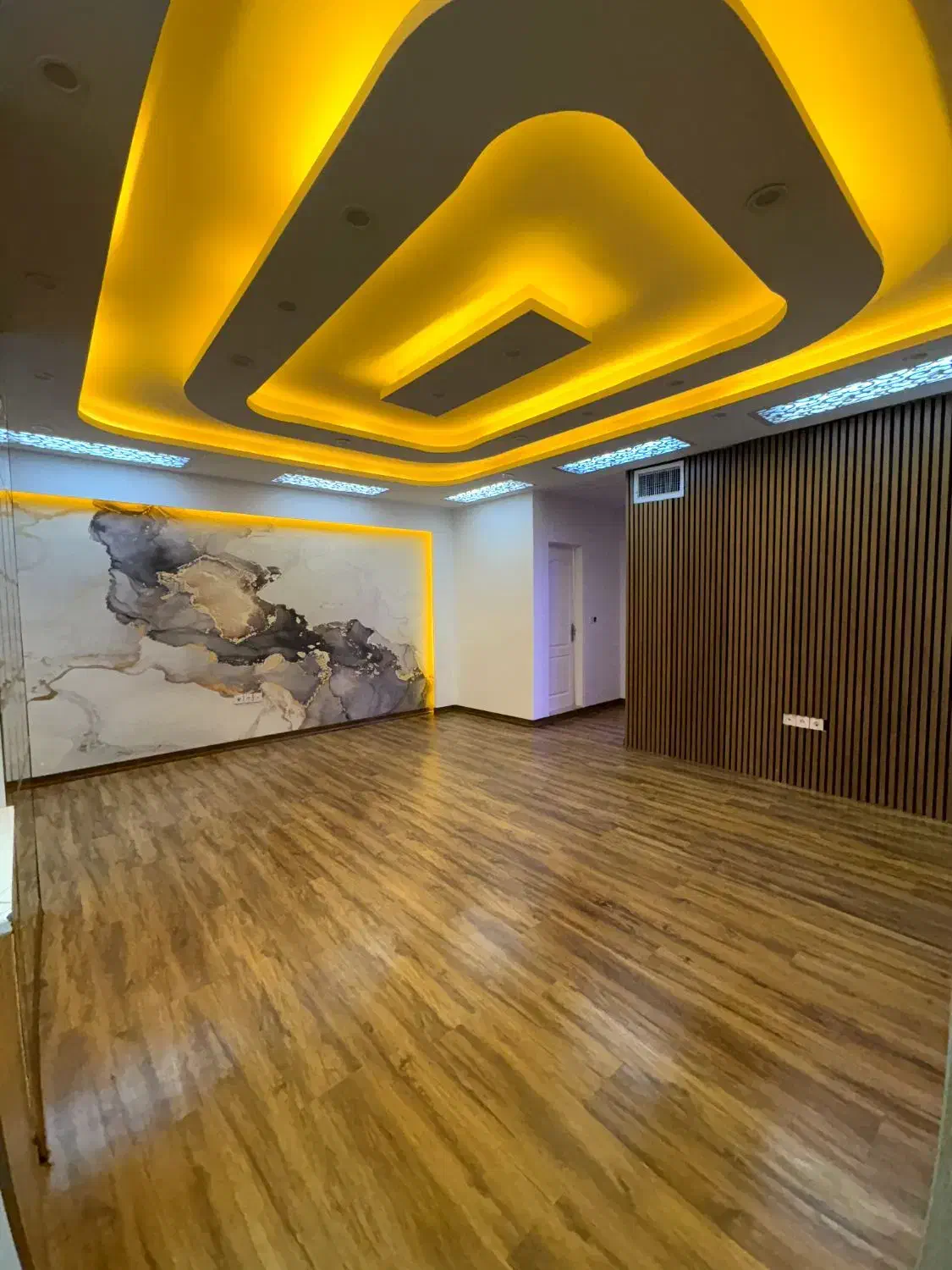 آپارتمان ۹۴متر شمال پرند تهران|فروش آپارتمان|پرند, فاز ۶|دیوار