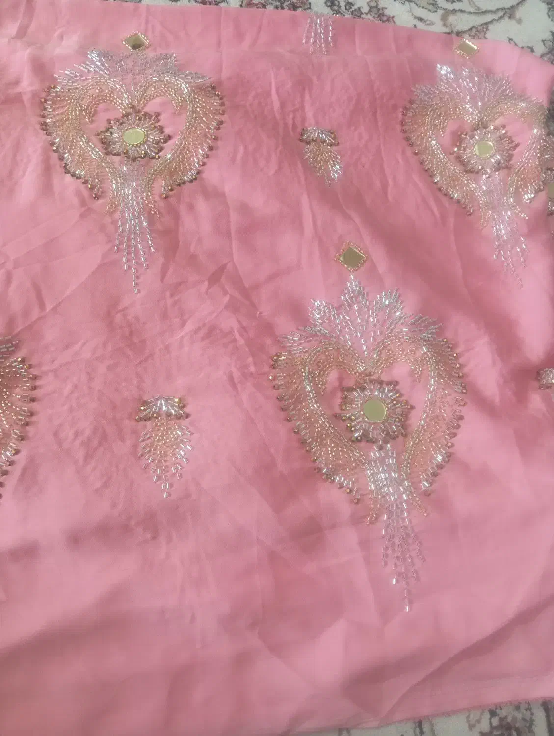 پارچه|لباس|زاهدان, |دیوار