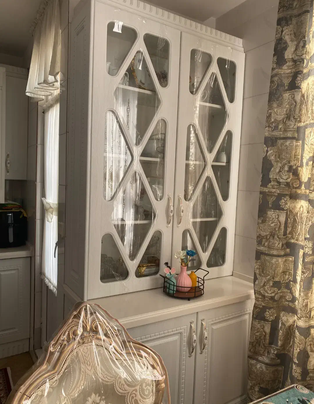 کابینت ممبران و تخت خواب و کنسول|بوفه، ویترین، کنسول|تهران, شهرک آزمایش|دیوار