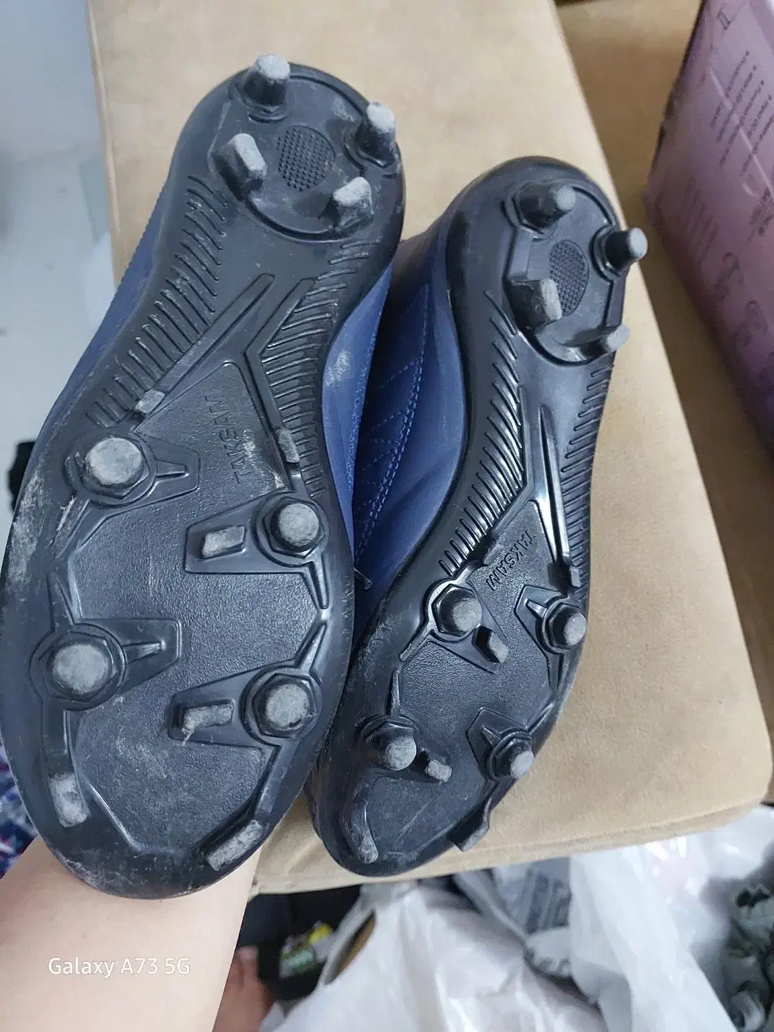 استوک چمن|کیف، کفش، کمربند|مشهد, تربیت (صدف)|دیوار