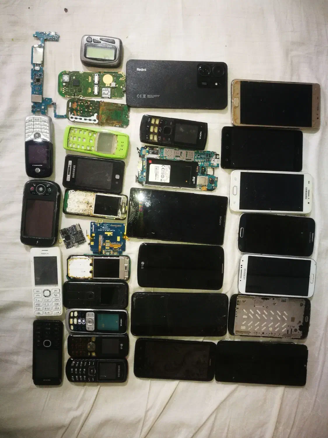 گوشیهای خراب وسالم|موبایل|بندر انزلی, کارآموزی|دیوار